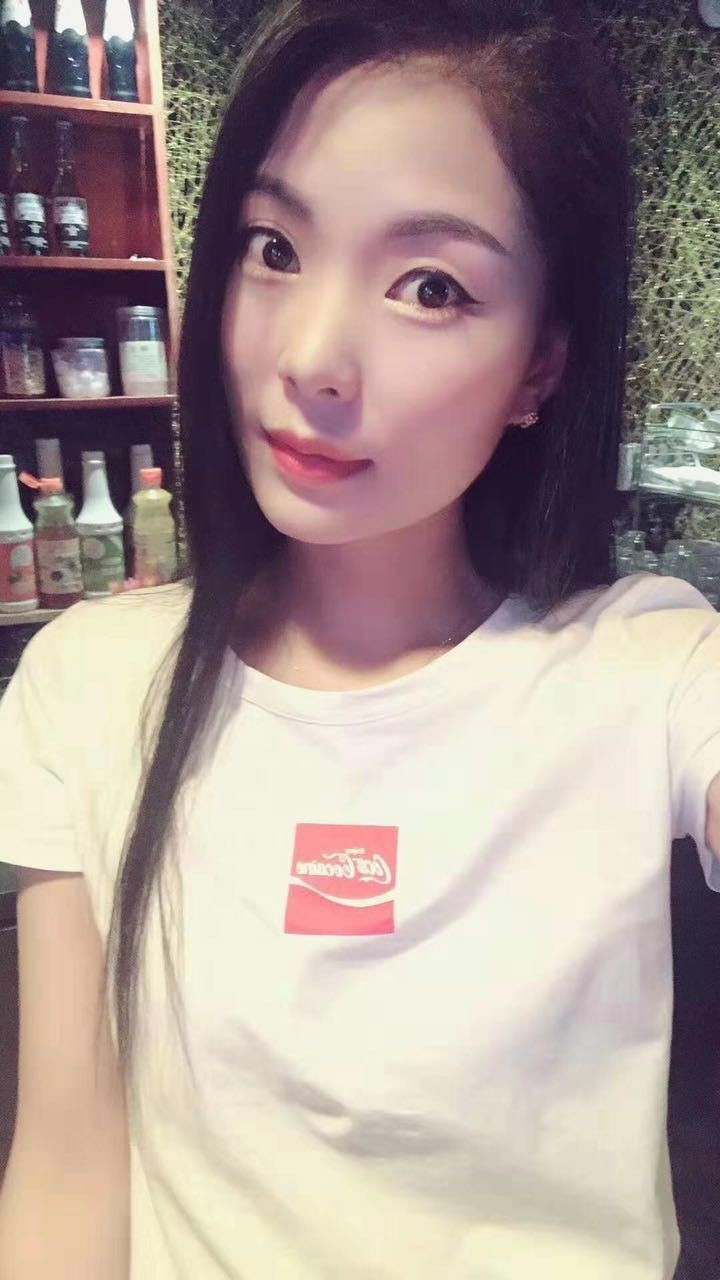 验证群里美少妇小敏